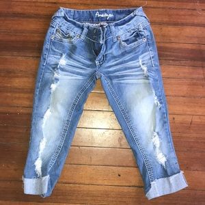 Amethyst Capri Jean Pants